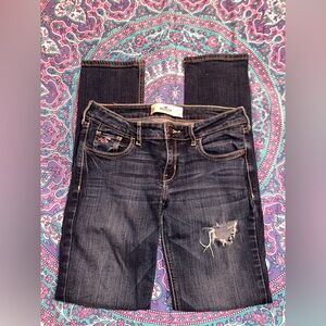 Hollister Women's Distressed Dark Wash Skinny Jeans